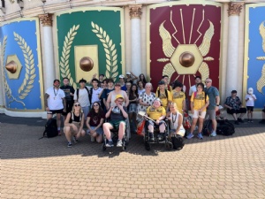 Canolfan Amanwy trip to Paris / Taith Canolfan Amanwy i Baris